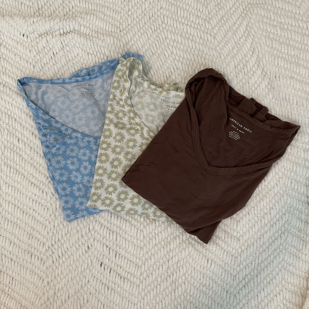 Three soft and sexy AEO tshirts.